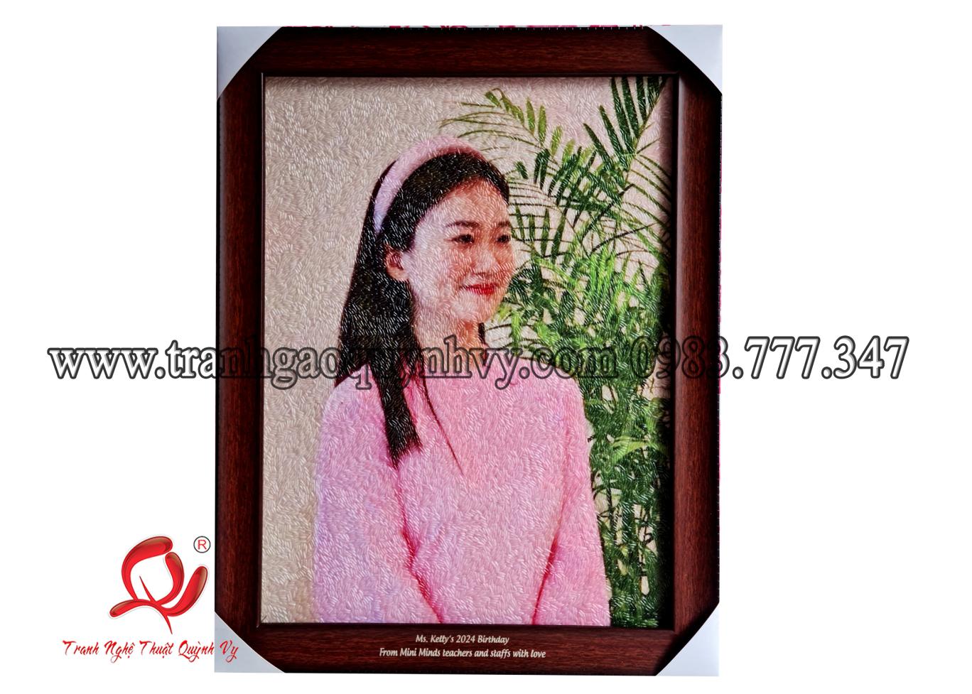 Chân Dung 1 người 30 x 40
